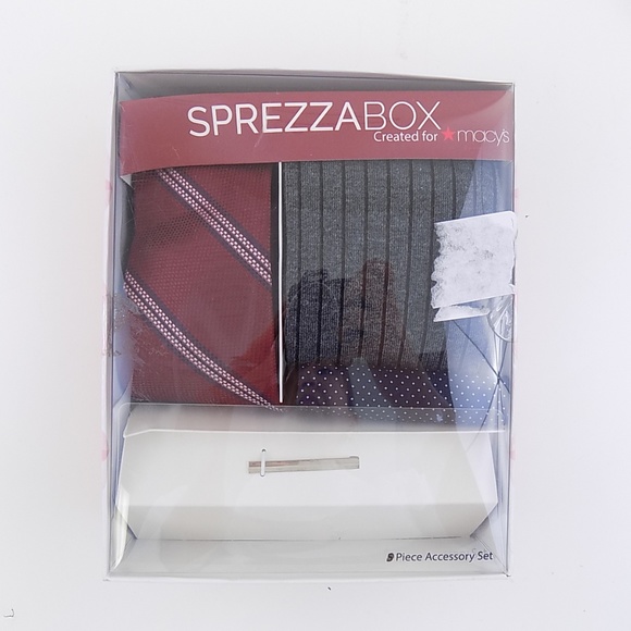 SprezzaBox Other - SprezzaBox MEN'S GIFT NECKTIE+TIE PIN+HANDKERCHIEF